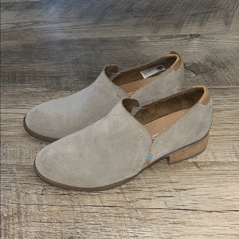 TOMS Women's Beige Suede Ankle Boots Low Heel Slip On Casual Shoes Size‎ 6.5